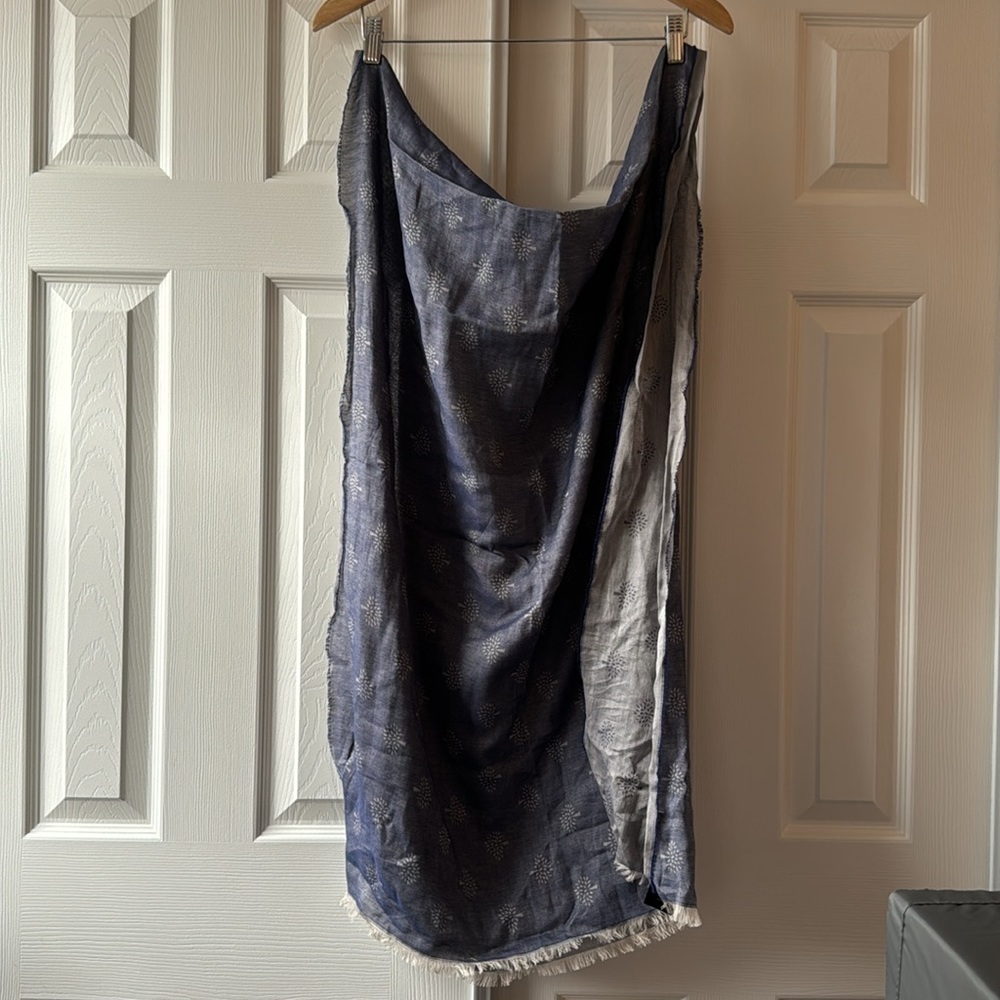 Mulberry Tree Pattern Scarf
